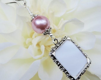 Wedding bouquet photo charm. Rose pink pearl memorial charm for a bridal bouquet. Small picture frame. Gift for the bride. Sister gift.