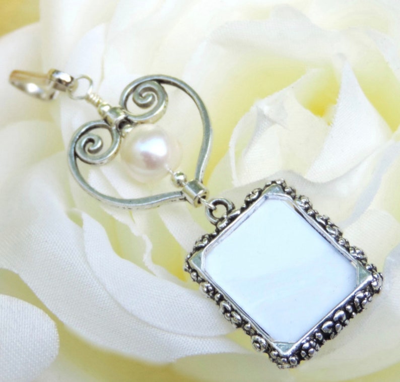 Wedding bouquet and memorial photo charm with crystal and heart. Small picture frame charm for a bridal bouquet. Wedding keepsake. image 7
