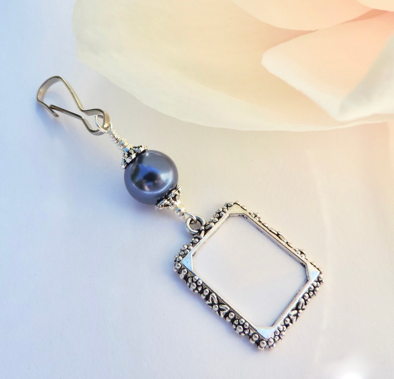 2 sided Wedding bouquet photo charm. DIY or I do photos. Pearl wedding charm. Memorial photo charm 2 sided. Bridal shower gift. Sister gift Navy blue pearl