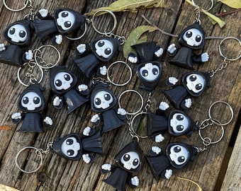 Sensenmann Schlüsselanhänger, Spooky Gothic Accessoire, Halloween Charm, gruselige Figur