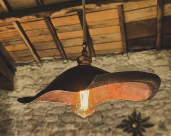 Hand-Hammered Copper Pendant Light – Rustic Industrial Ceiling Lamp – Handmade Artisan Lighting