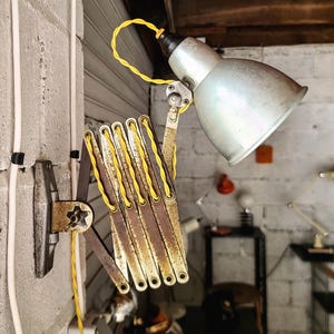 Vintage Scissor Lamp – Industrial Loft Decor – Articulated Accordion French MAZDA Light 1940