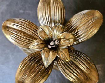Vintage Lily Ashtray: Brass-Style Metal Flower, 1970s Home Decor