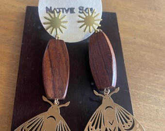 Brass and beads earrings