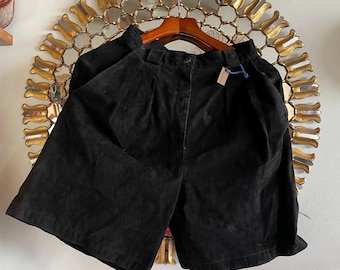 Vintage Leather Shorts - Size Small
