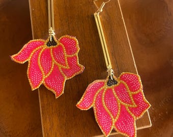 Brincos de fibra batik