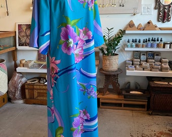 Vintage Hawaiian Floral Mumu Dress - Made in Hawaii