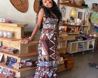 Vintage Hawaiian Maxi Dress by Waltah Clarke’s