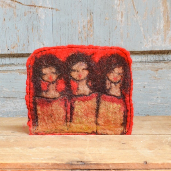 Brooch pin, small wool portrait, gift idea for her