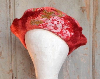 Beret Hat for Women with Red Flowers, Wool Felt Beret Hat, Nuno Felted Bonnet for Women, Winter Hat Gifts, Anniversary gifts