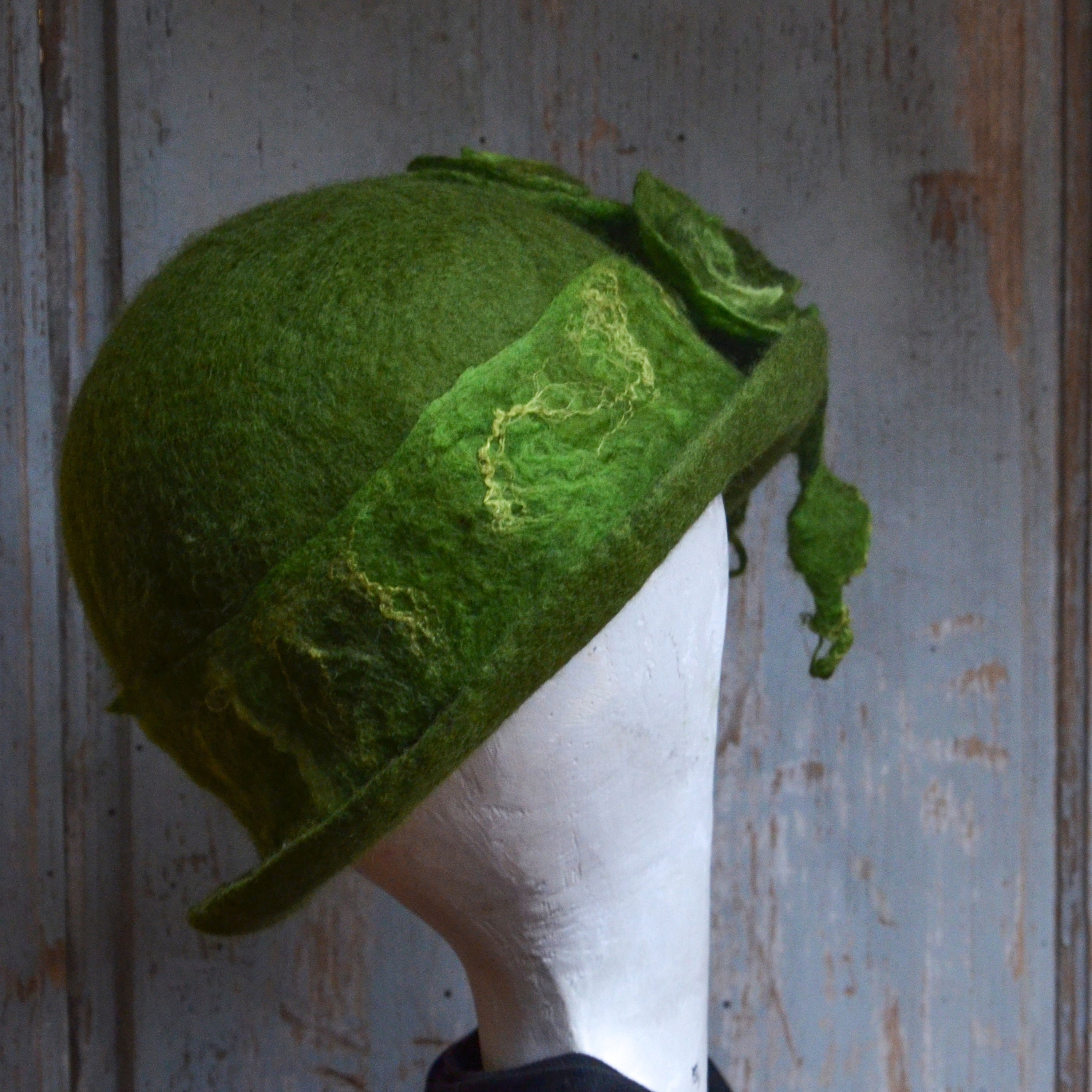 Vtg 50s Green Wool Felt Cloche Hat Floral Velvet Glenover Flapper Style JS Cloche Green Vintage Hats for Women for sale | eBay main image 2