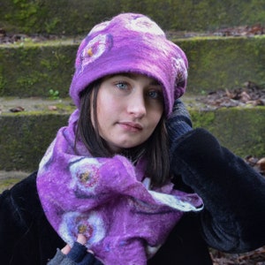 Purple Felted beanie and Scarf set Felt scarf Neck warmer Handmade Art to wear Cobweb scarf light weight Hand Felted hat, Reversible image 3