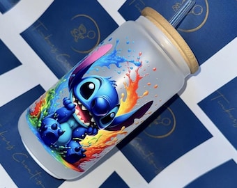 Naaibeker met bamboedeksel en rietje