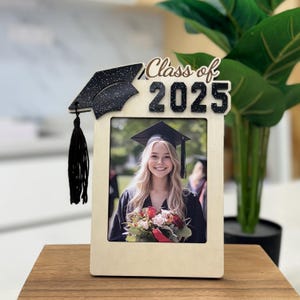 Personalized Graduation Photo Frame 2025, Custom Class of 2025 Grad Gift, Wooden Keepsake for High School or College Graduate Girls