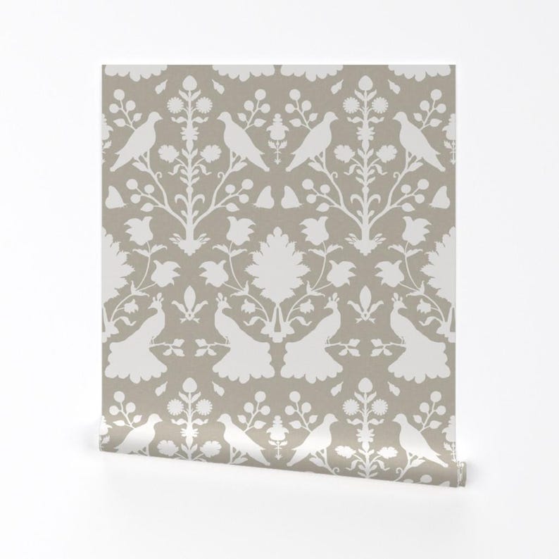 Påfågelstapet - Revere Pewter Oiseaux av Willowlanetextiles - Fågeltryckt avtagbar självhäftande tapetrulle av Spoonflower bild 2