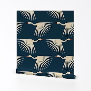 Carta da parati anni '20 - Midnight Cranes di Katerhees - Rotolo di carta da parati autoadesiva rimovibile con apertura alare blu navy e avorio di Spoonflower