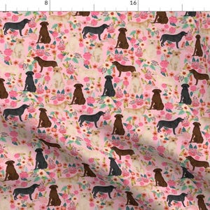 Labrador Pink Florals -Cute Labrador Dog By Petfriendly- Floral Dog Print Home Decoration Cotton Fabric By The Yard With Spoonflower Bild 1