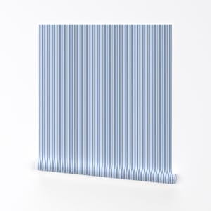 Carta da parati a strisce verticali blu - Stripes Fiordaliso blu di Misstiina - Rotolo di carta da parati autoadesiva rimovibile stampata personalizzata di Spoonflower