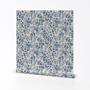 Blaue Floral Toile Tapete zum Abziehen und Aufkleben - Blaue Blätter Beeren Aquarell - Eichel Laub