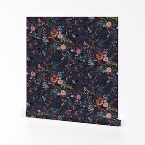 Papel tapiz floral - Fable Floral (Grape) Med de Nouveau Boho - Rollo de papel tapiz autoadhesivo extraíble con impresión personalizada de Spoonflower