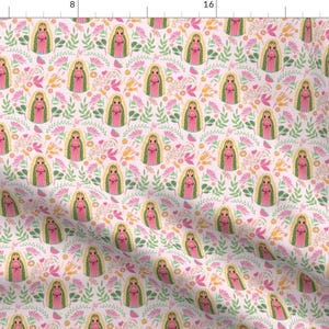 Tissu catholique - Notre-Dame de Guadalupe par tabitharow - Tissu Vierge Marie Notre-Dame Mère de Dieu Virgen Maria au mètre par Spoonflower