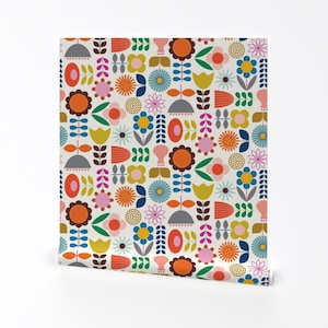 Carta da parati floreale - Mod Scandinavian Garden di Katerhees - Rotolo di carta da parati autoadesiva rimovibile stampata personalizzata scandinava di Spoonflower