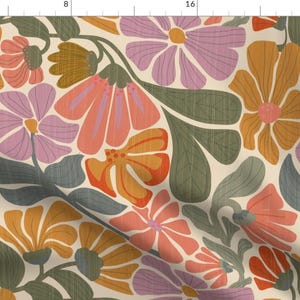 Könnte beinhalten: Ein nahtloses Muster mit einer Vielzahl von stilisierten Blumen in Orange-, Rosa-, Lila- und Grüntönen auf cremefarbenem Hintergrund.