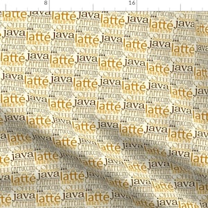Peut inclure: Un motif sans couture avec les mots "café", "latte", "java" et "cappuccino" en motif répétitif. Les mots sont dans un schéma de couleurs brun et or sur un fond blanc.