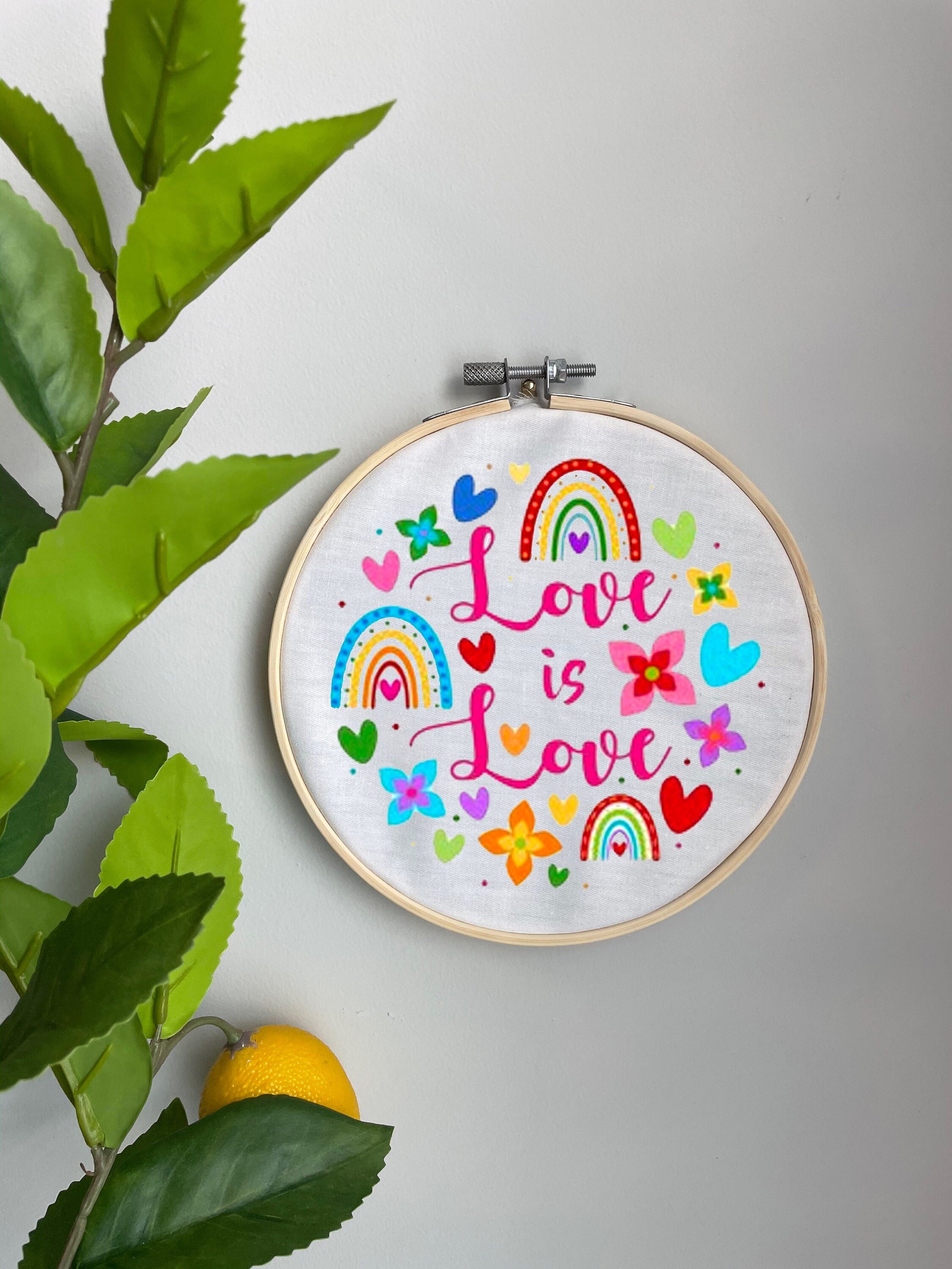 コットンのプライド刺繍テンプレート - Love is Love By