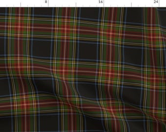Könnte beinhalten: Ein schwarzer, grüner, roter, gelber und blauer Tartanstoff mit einer dezenten gewebten Textur.