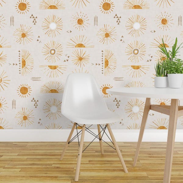 Tapeta słoneczna Sun Rays firmy Nouveau Boho – beżowo-żółta, jasna, letnia, boho, samoprzylepna, usuwalna, rolka, firmy Spoonflower