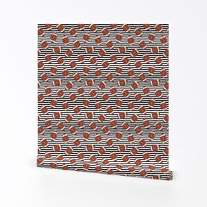 Fußball-Tapete - Skala College-Fußball von Littlepfeildesign - Individuell bedruckte, entfernbare, selbstklebende Tapetenrolle von Spoonflower