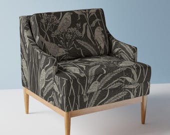 Tecido de estofamento vintage - Moody Bird Toile por shwetaggaikwad - Tecido rústico botânico Grandmillennial vendido por metro na Spoonflower