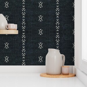ストライプ壁紙 - Holli Zollingerによるフレンチリネンジオストライプダーク - Spoonflowerによるカスタムプリント剥がせる粘着壁紙ロール 画像 7