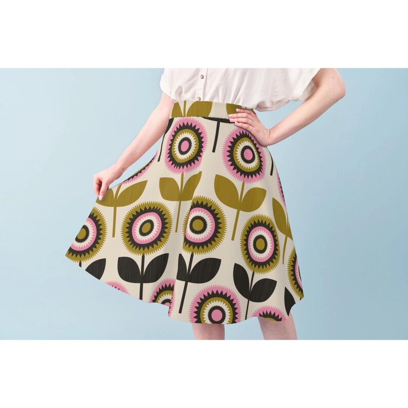 Retro Apparel Fabric - Jumbo Scandi Floral by carey_copeland - Flowers Scandi Pink And Black Vintage Mcm Clothing Fabric by Spoonflower zdjęcie 4