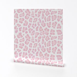 Leopard Animal Print Wallpaper in Blush Pink