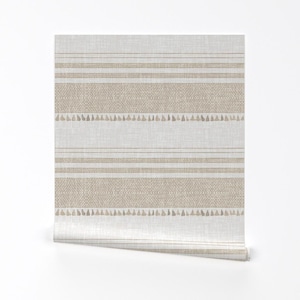 Carta da parati con texture finta - French Linen Tassel di Holli Zollinger - Rotolo di carta da parati autoadesiva rimovibile a strisce beige avorio di Spoonflower