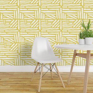 Modern behang - Driftwood Geometric Citron Yellow van Heatherdutton - Op maat bedrukt, verwijderbaar, zelfklevend behang op rol van Spoonflower