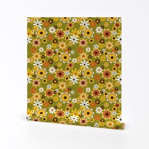 70er Jahre Tapete - Retro Geo Blumen Von Thecalvarium - 70er Jahre Olivgelb Individuell bedruckte entfernbare selbstklebende Tapetenrolle von Spoonflower