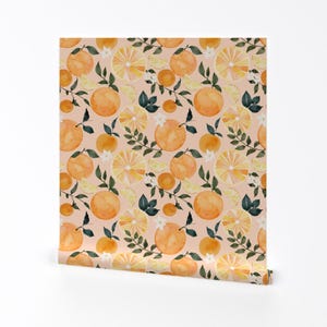 Papel tapiz despegable y adhesivo con diseño de frutas en acuarela: cítricos de verano y naranjas: decoración de pared con arte: cítricos, naranjas y melocotones de hipkiddesigns