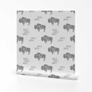 Büffel-Tapete - Beunruhigter Büffel von Littlepfeildesign - Büffel Individuell bedruckte entfernbare selbstklebende Tapetenrolle von Spoonflower