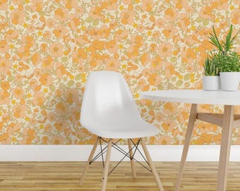 Tapete im Stil der 1970er Jahre – Floral illustriertes Vintage-Sonnenmotiv von Morecandyshop – Selbstklebende, ablösbare Tapetenrolle mit Retro-Print von Spoonflower