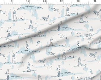 Tecido de cetim extra largo Coastal Kids com estampa náutica de farol de praia e garça, vendido por metro. Ilustração de artbeat_illustrations.