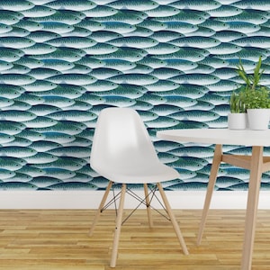 Fisch-Tapete - Meer von Spellstone - Fisch-blauen Schuppen Sportler Angeln Individuell bedruckte entfernbare selbstklebende Tapetenrolle von Spoonflower Bild 1