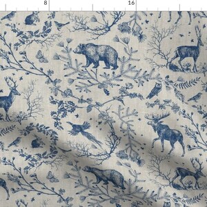 ウッドランドトワル張り生地 - ウィンタートワルブルー by nouveau_bohemian - 冬のホリデーブルー＆タン生地（1ヤードあたり）Spoonflower 画像 2