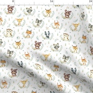 Gender Neutral Baumwollstoff Salbeigrüne Waldtier Kollektion Blütenblatt Signature Quilting Baumwolle Mix & Match Stoff von Spoonflower Option C