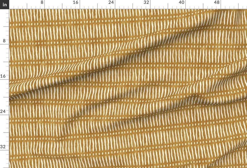 Tela de tapicería color mostaza Mudcloth - Mustard Dashes de littlearrowdecor - Tela Boho Trend color mostaza y dorado cortada a medida con Spoonflower imagen 3