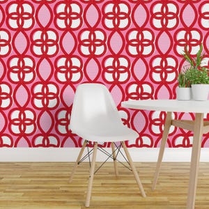 Carta da parati fucsia effetto rattan - Grigliato cinese di Ottomanbrim - Carta da parati moderna personalizzata, rimovibile e autoadesiva, in rotolo, di Spoonflower