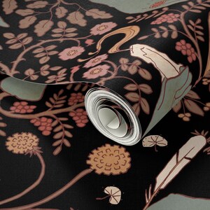 Papel de Parede com Estampa de Mãos - Suas Mãos Estão Frias, da Tanaudel - Estilo Romântico Floral Vitoriano Gótico, Removível e Autoadesivo, em Rolo, da Spoonflower imagem 3