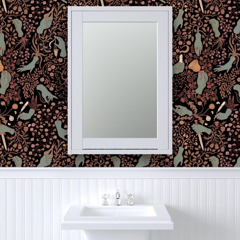 Papel de Parede com Estampa de Mãos - Suas Mãos Estão Frias, da Tanaudel - Estilo Romântico Floral Vitoriano Gótico, Removível e Autoadesivo, em Rolo, da Spoonflower imagem 8